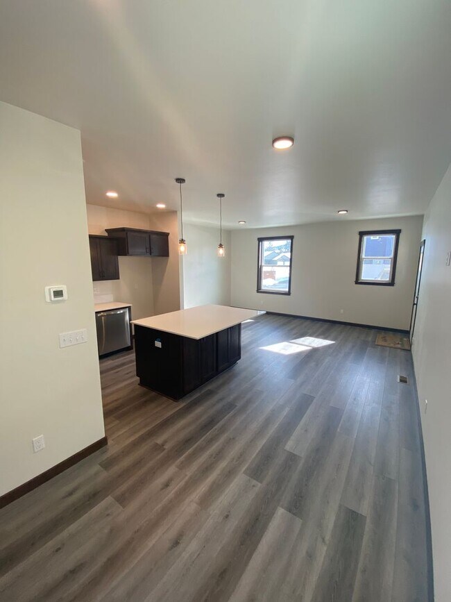 Building Photo - The Villages at River View Ridge