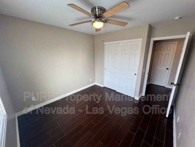Building Photo - 5308 Las Cruces Heights St