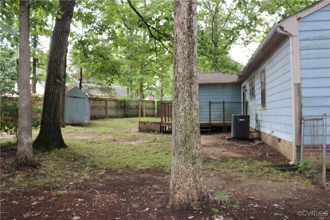 Building Photo - 2923 McManaway Dr