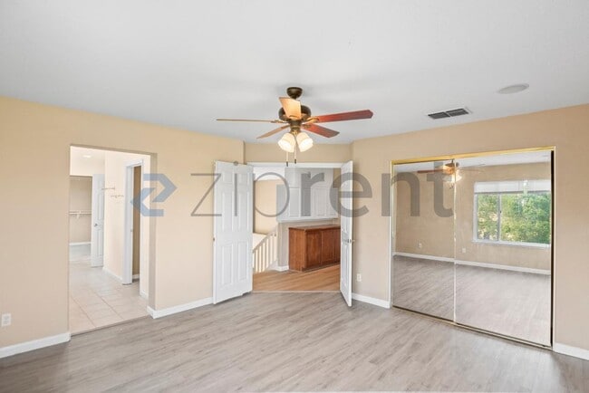 Building Photo - 25 Zion Ct