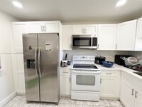Building Photo - 8970 S Hollybrook Blvd