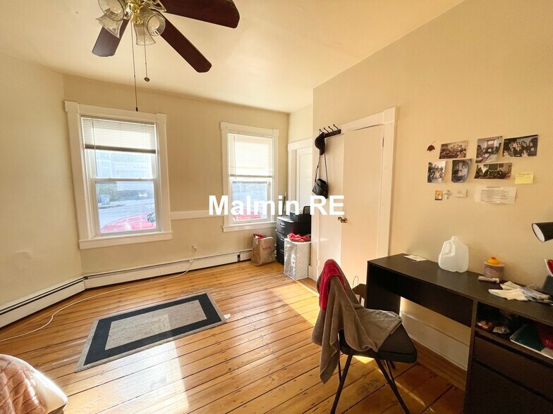 Building Photo - 19 Sachem St