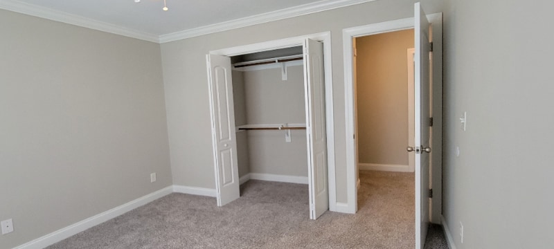 Building Photo - 329 Lafollette Dr