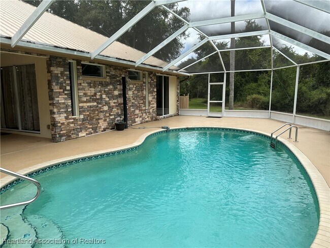 Building Photo - 4536 Darnell Dr