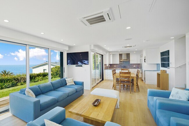 Building Photo - 6817 Seawatch Ln