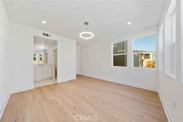 Building Photo - 322 Proctor