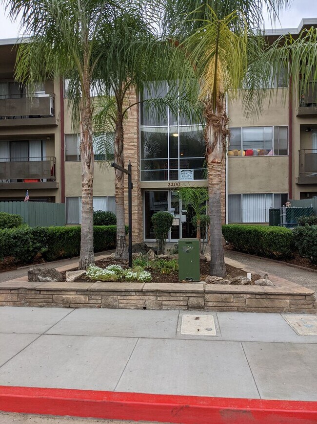 Interior Photo - PLAZA