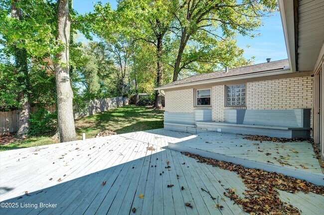 Building Photo - 7405 Ridan Way