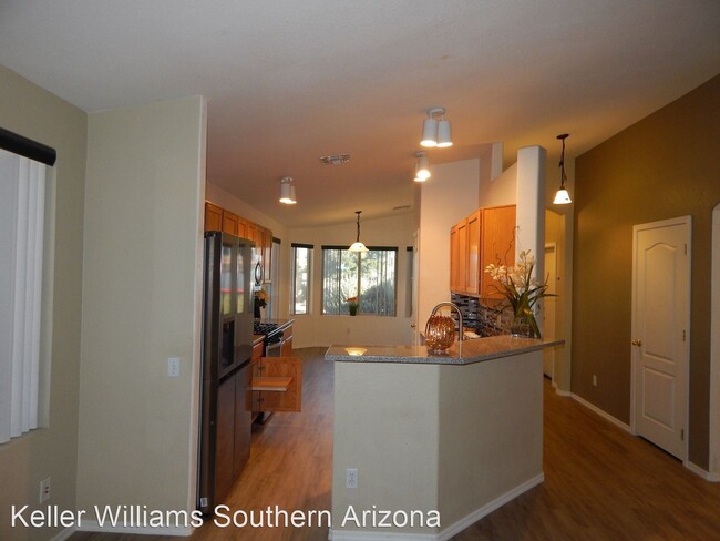 Building Photo - 4 br, 2 bath House - 8925 N Tortolita Bluf...