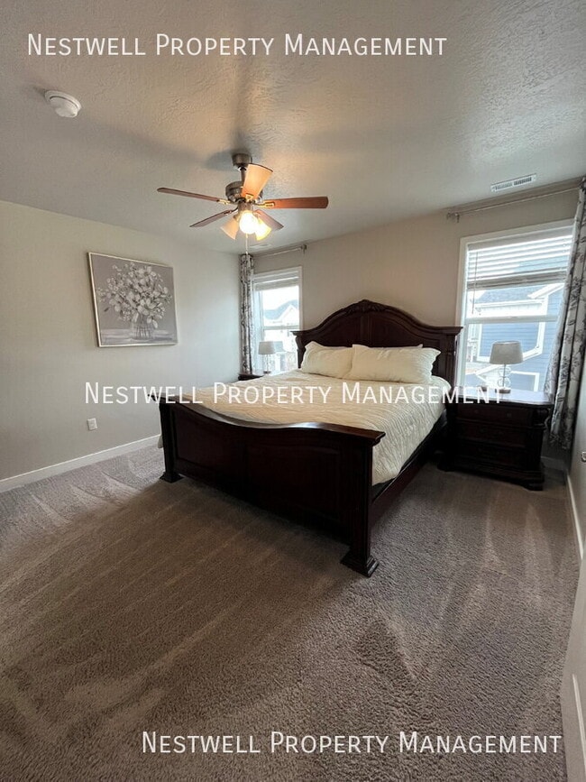 Building Photo - 1508 Waterfront Dr