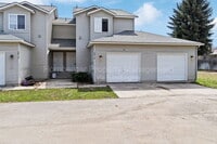 Building Photo - 2814 N 14th Pl