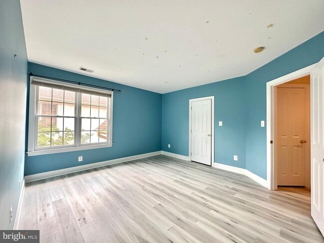 Building Photo - 1460 Carrington Ridge Ln