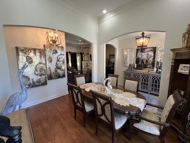 Building Photo - Luxury 4 Bedroom Home in Zachary’s Audubon Lakes