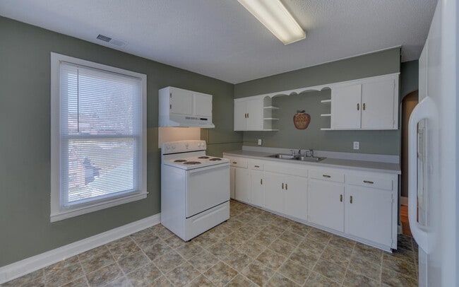 Building Photo - 113 Prospect St