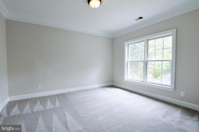 Building Photo - 1310 Forestwood Dr