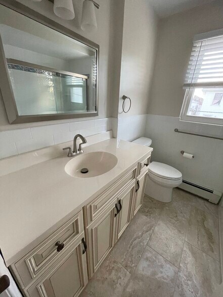 Building Photo - 234 Wheeler St