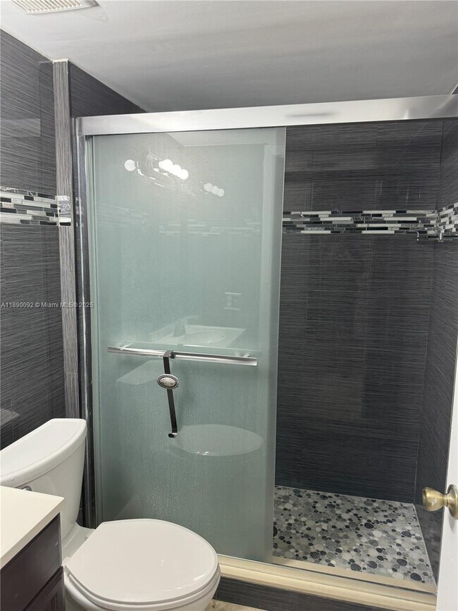 Building Photo - 9539 Boca Cove Cir
