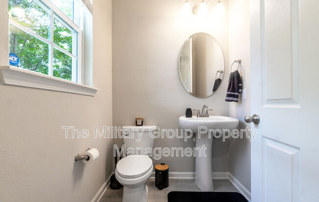 Building Photo - 9322 Scaup Way