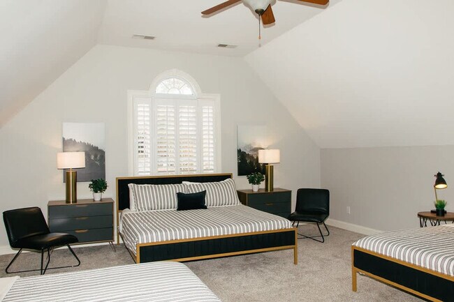 Building Photo - 131F Woodmont Blvd