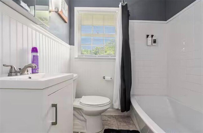 Building Photo - 2958 Holcomb Ct