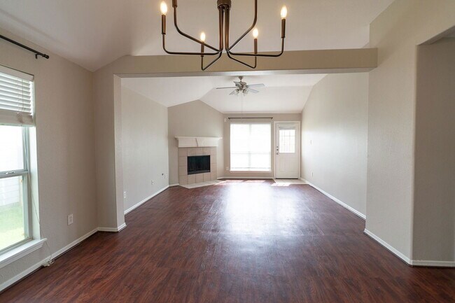 Building Photo - 1052 Windy Grove Ln