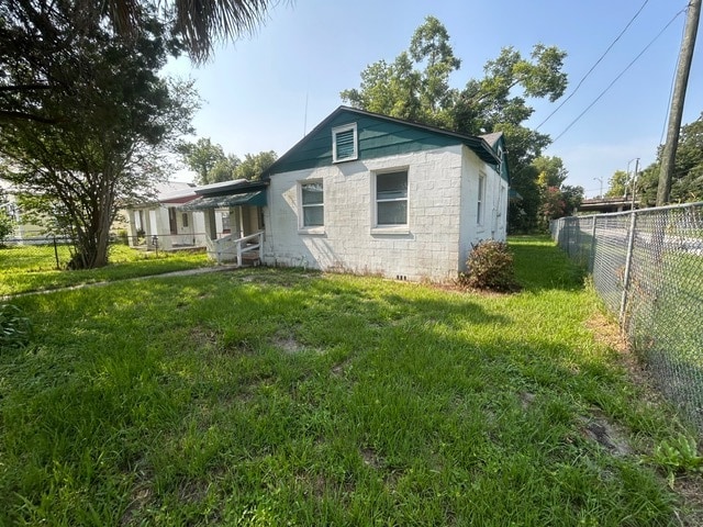Building Photo - 1602 Wambolt St