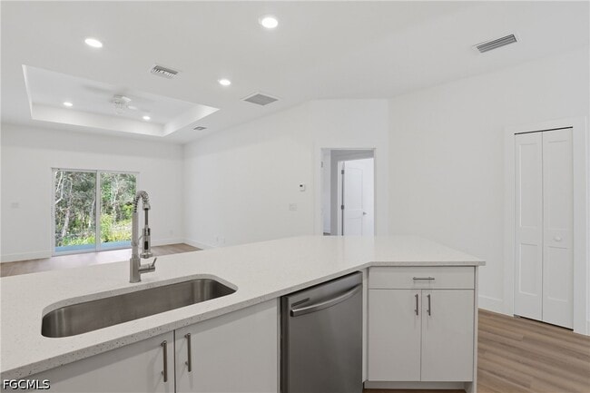 Building Photo - 4708 27th St SW