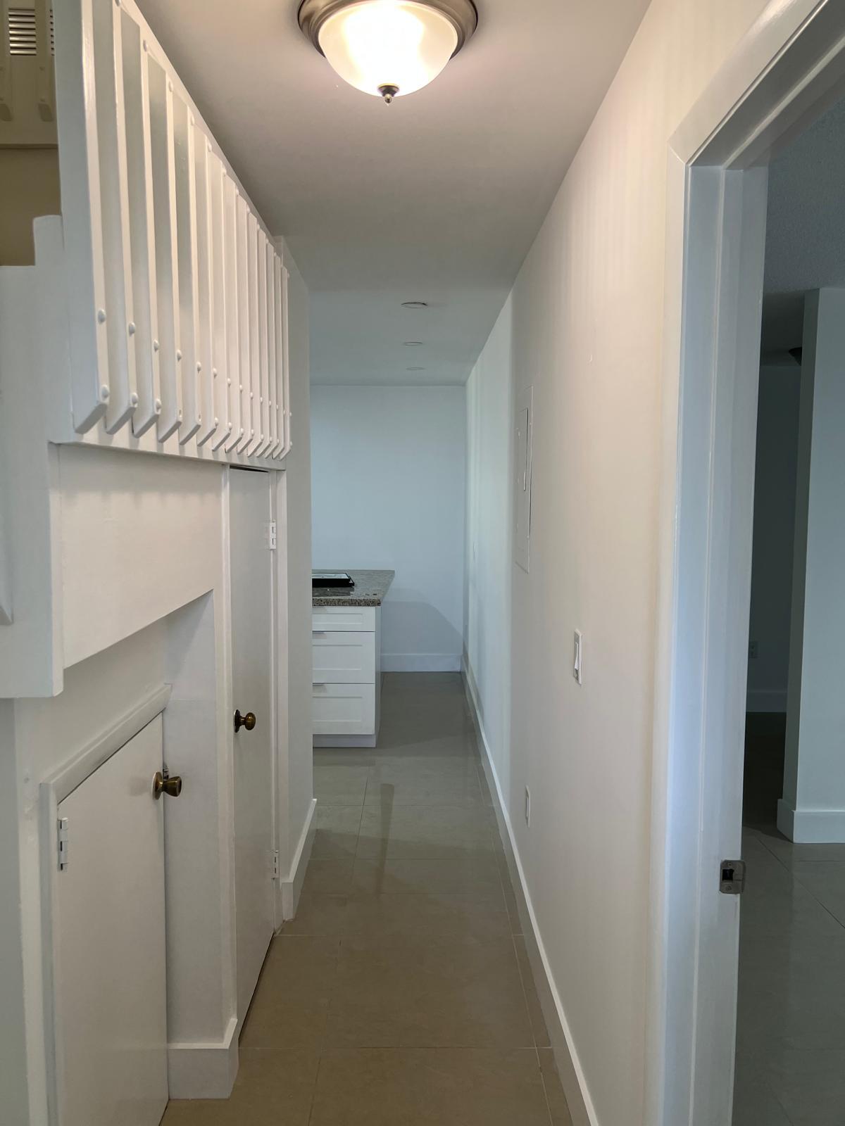 Building Photo - 1060 SW 111th Way