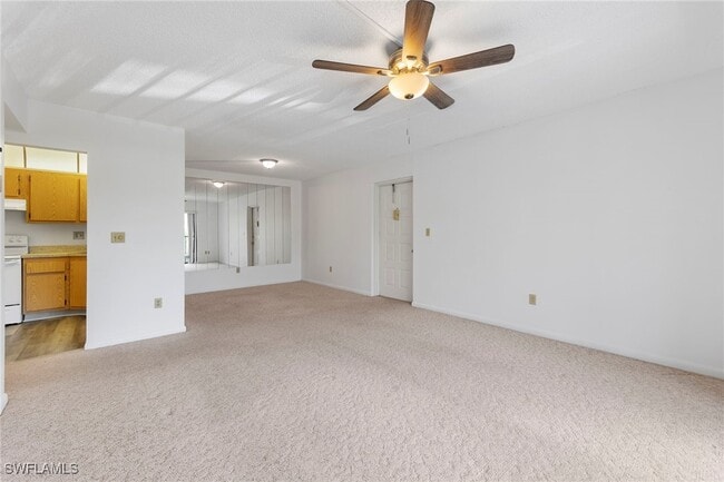Building Photo - 9970 Sailview Ct