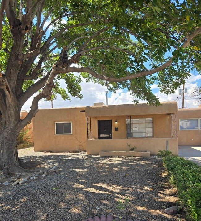 Building Photo - A must see if you're looking for more livi...