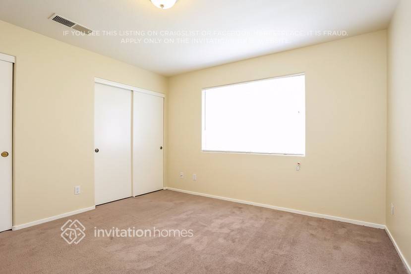 Building Photo - 7009 Glass Slipper Ct