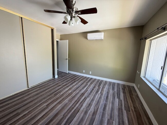 Building Photo - Cozy 2 bedroom, 2 bathroom town home in Wo...