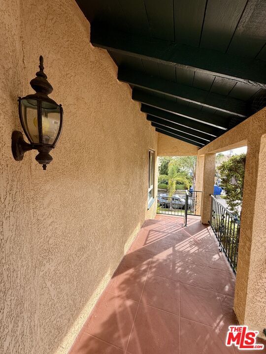 Building Photo - 1227 Ridgeley Dr