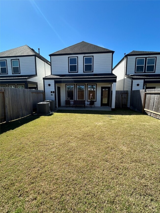Building Photo - 10414 Belmont Orchard Trl