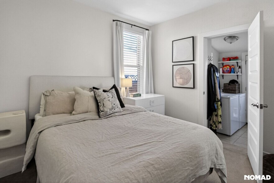 Building Photo - 3326 Quivas St