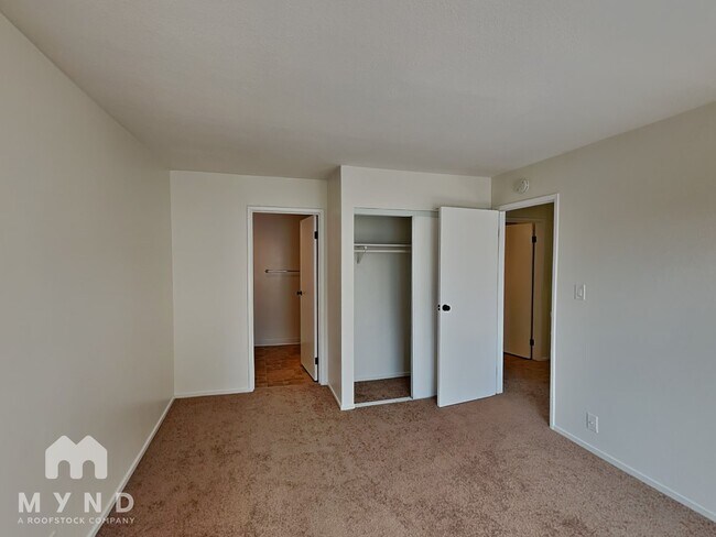 Building Photo - 240 Athol Ave