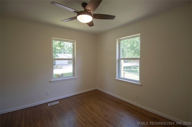 Building Photo - 5678 S Yorktown Pl
