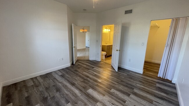 Building Photo - 5526 Pga Blvd