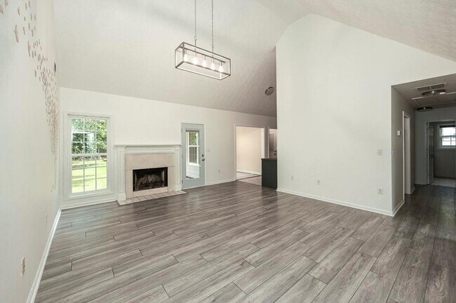 Building Photo - 5377 Fawn Ivey Ln