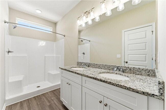 Building Photo - 231 Eva Wy