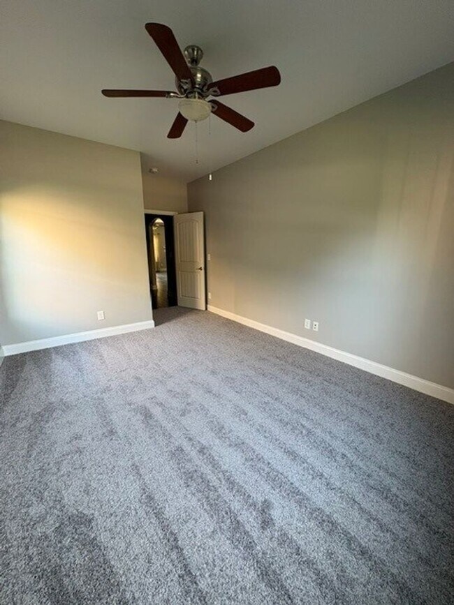 Building Photo - NOW AVAILABLE IN MILLSTONE!!