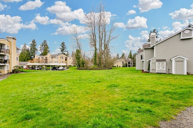 Building Photo - Cozy 2 bedroom, 2 bathroom condo- Federal Way Area