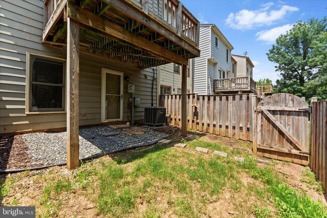 Building Photo - 7385 Emerald Dr