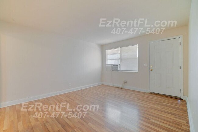 Building Photo - 801 N Sapodilla Ave