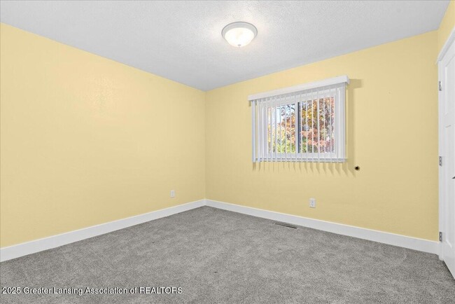 Building Photo - 2353 Hulett Rd