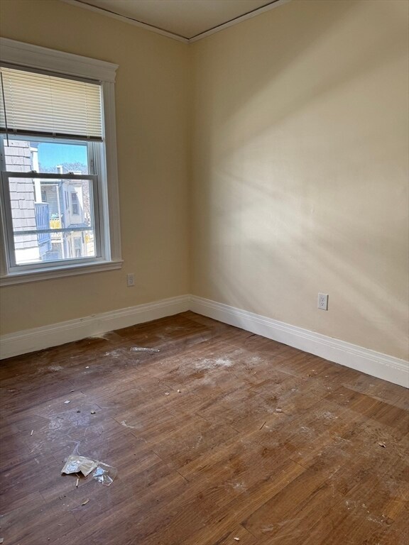 Building Photo - 474 Talbot Ave