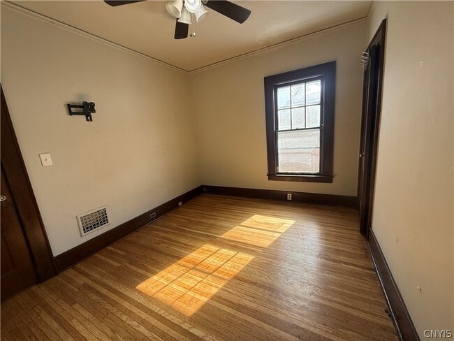 Building Photo - 221 Durston Ave