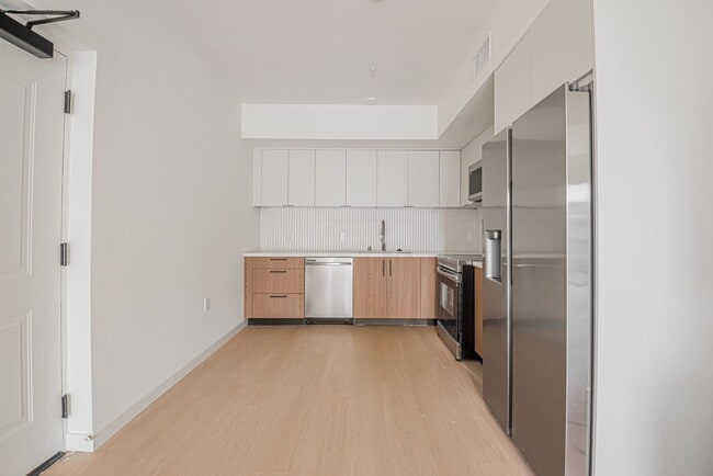 Building Photo - Welcome to the Gramercy
