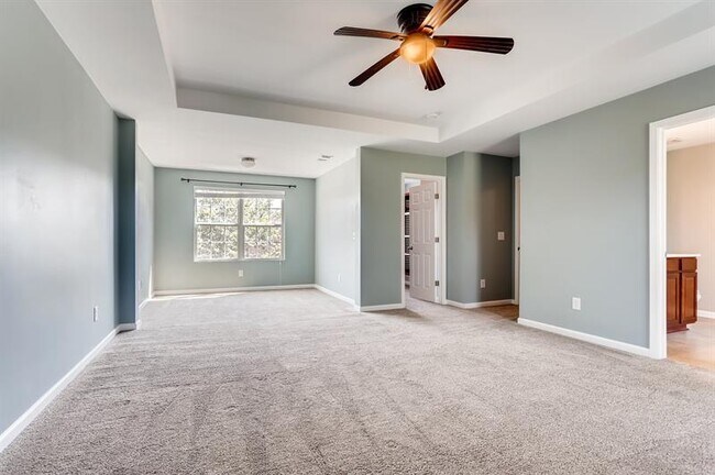 Building Photo - 1022 Harmony Ln
