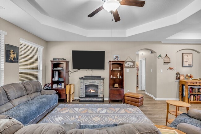 Building Photo - 446 Rd 66111